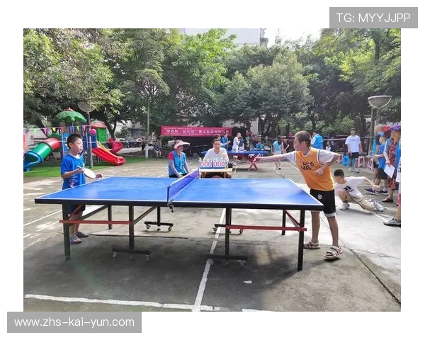 成都社区乒乓球赛开幕，千名业余选手挑战混团赛制